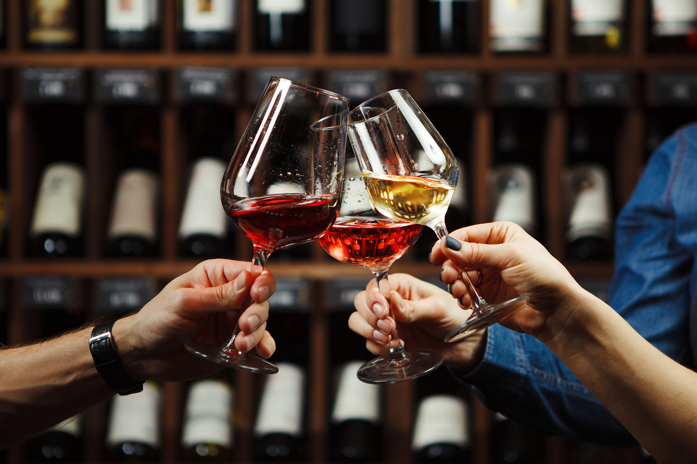 Tastings im Herbst: Von Wein bis Whisky - Geschmackserlebnisse in der goldenen Jahreszeit