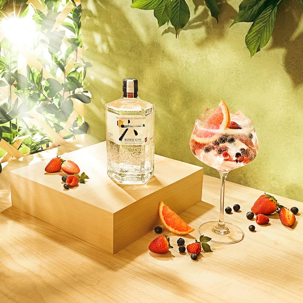 ROKU GIN mit 6 japanischen Botanicals