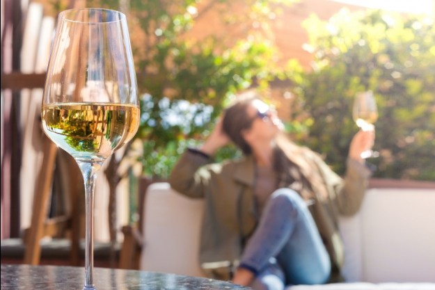 Wein Tasting virtuell, Jahreszeiten-Weinprobe@Home, für 2 online