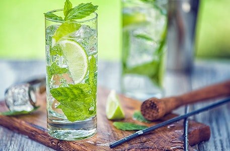 Gin Tasting in Düsseldorf, klassische und moderne Gin Sorten